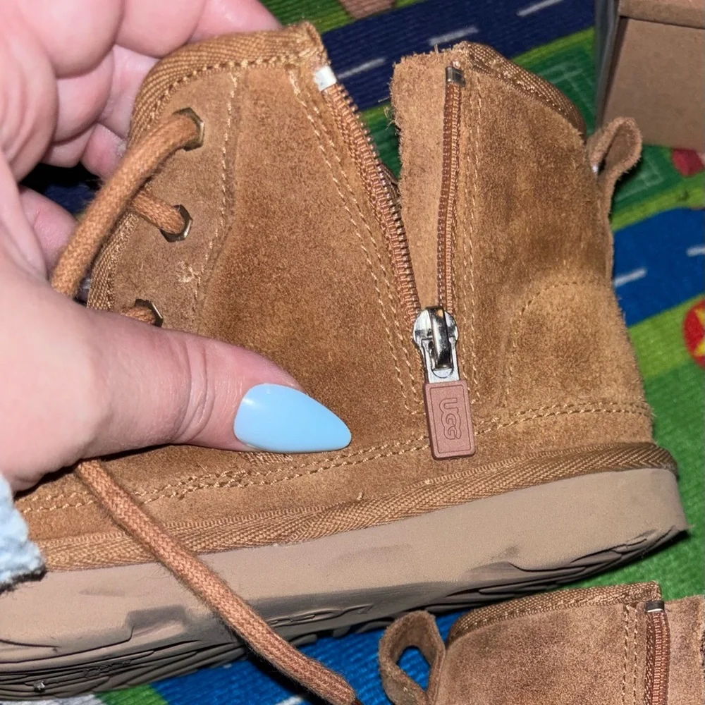 Children Unisex Boots UGG Kids Neumel II (Toddler/Little Kid) SIZE 12 PRE-OWNED